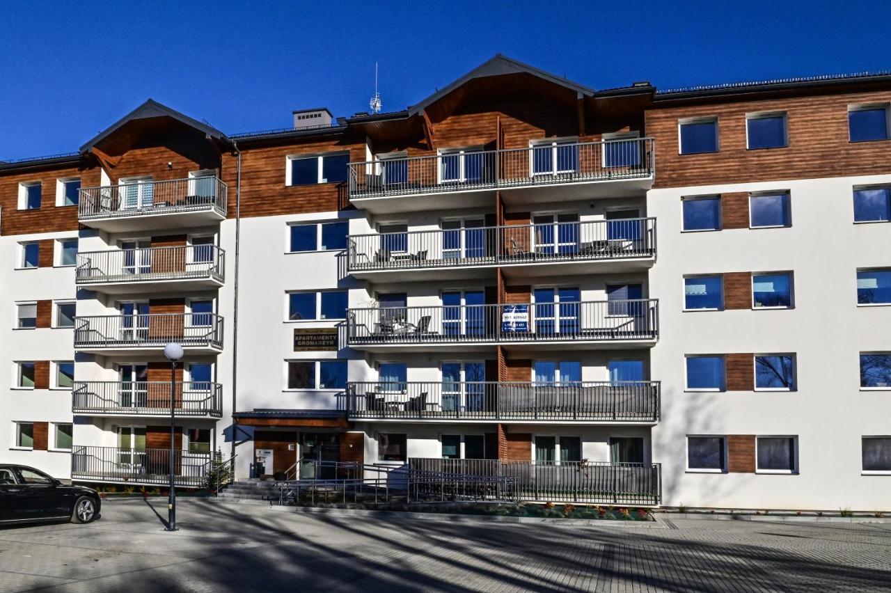 Apartament Loftspa Ustrzyki Dolne Εξωτερικό φωτογραφία
